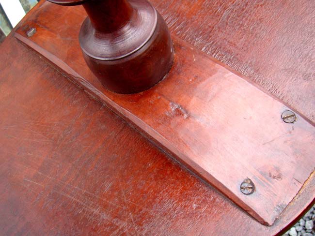 A fine untouched 18th century Massachusetts Cherry Candlestand with old surface circa 1790 — image 3